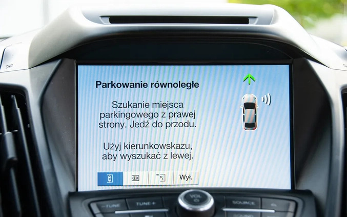 Ford Kuga cena 69990 przebieg: 93000, rok produkcji 2018 z Nowe Warpno małe 631